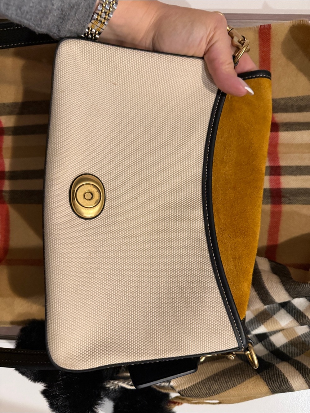 Coach Soft Tabby Cream Canvas Shoulder Bag with Black Trim and Gold 'C' - Picture 5 of 7